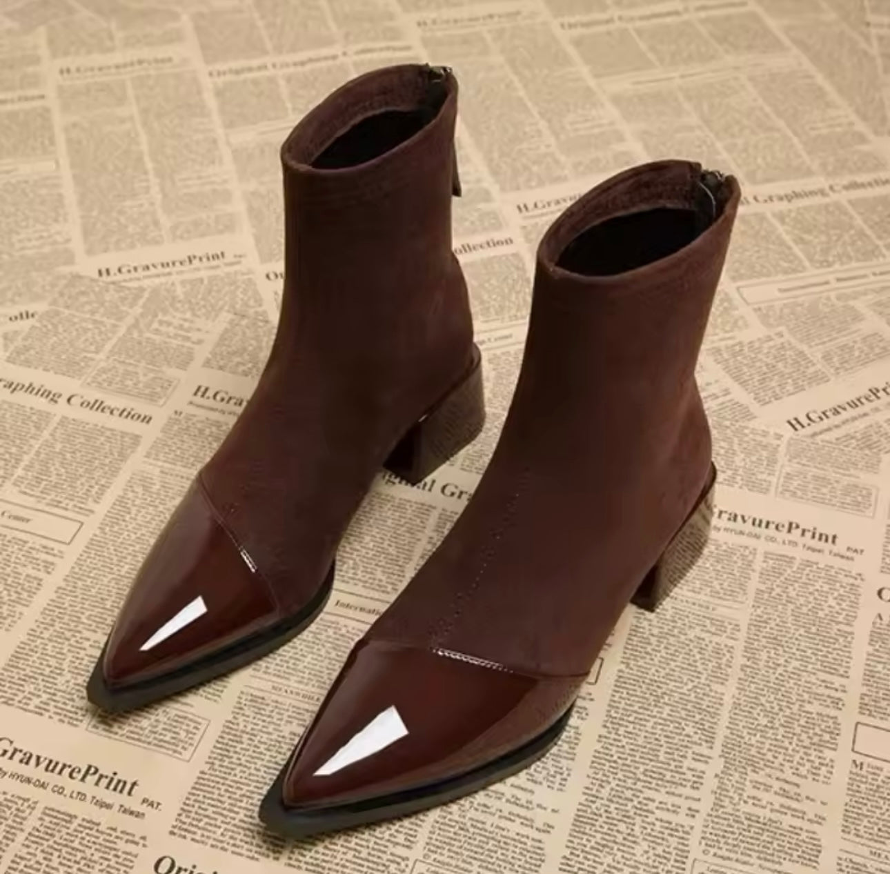 Kurze Stiefel Materialmix