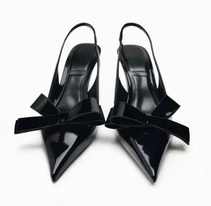 Bow Pumps