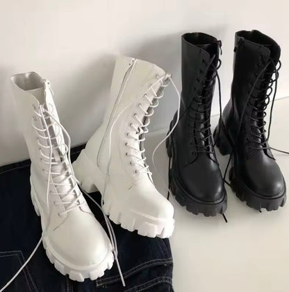 Stiefel mit Plateau